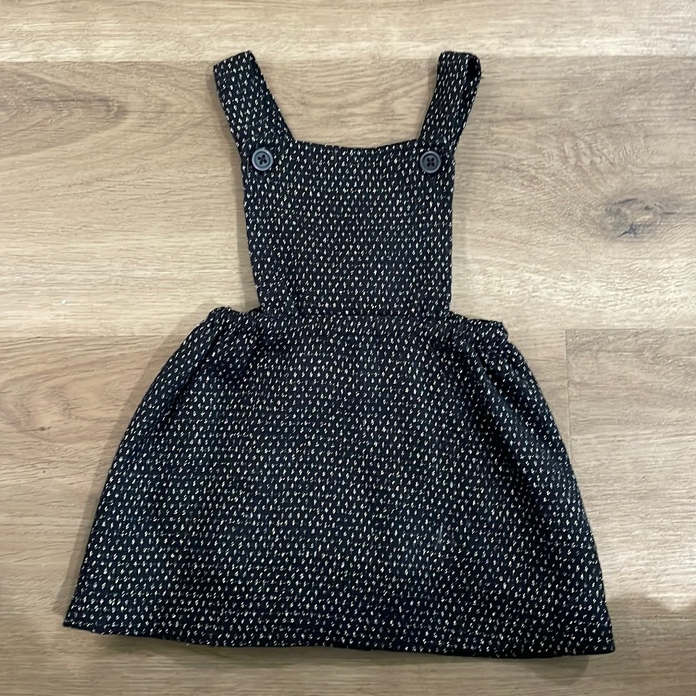 Old Navy black with gold shimmer‎ Skirtall 3-6 months